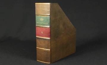 Personalised leather binder box