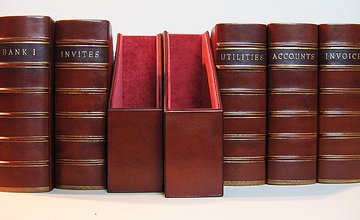 Personalised leather binder box